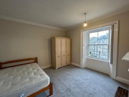 3 bedroom flat to rent - Photo 5