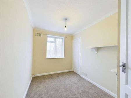 Whitby Road, Ruislip, HA4 - Photo 5