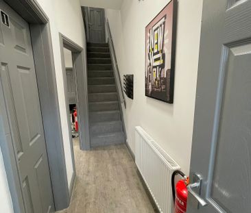 Hardshaw Street Room 1 - Photo 1