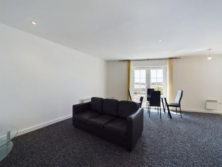 2 bedroom flat to rent - Photo 4