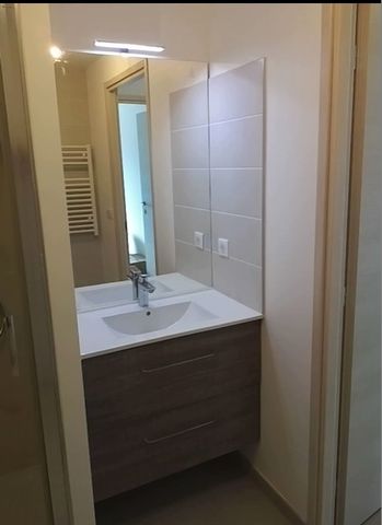 Location Appartement 2 pièces 44m² ANNECY 74000 - Photo 4