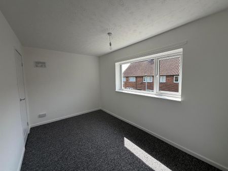 3 Bedroom End Terraced House To Rent - Photo 4