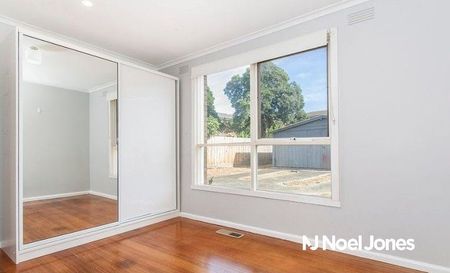 11 Abelia Street, NUNAWADING - Photo 4