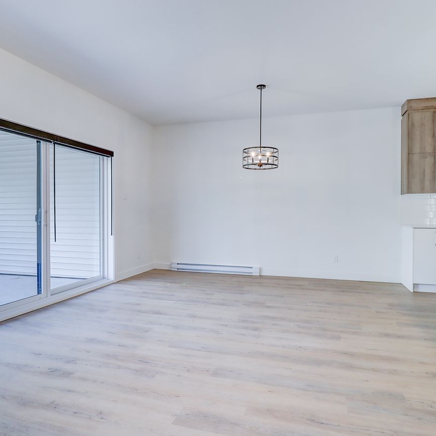 1597, rue du Calypso, Magog - Photo 1