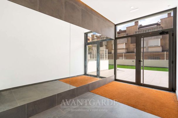 Piso de alquiler en Avinguda de L'onze de Setembre, 2, Pallejà - Photo 1