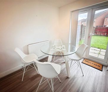 3 bedroom terraced house to rent - Photo 2