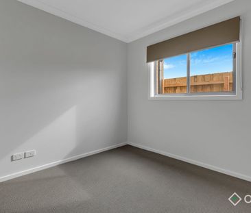 CLOSE TO ALL CONVENIENCES IN MAMBOURIN ESTATE - Photo 4