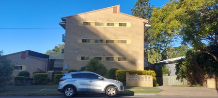 Indooroopilly - Photo 4