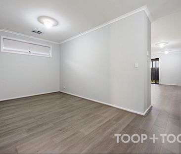 Space for Everyday Living - Photo 2
