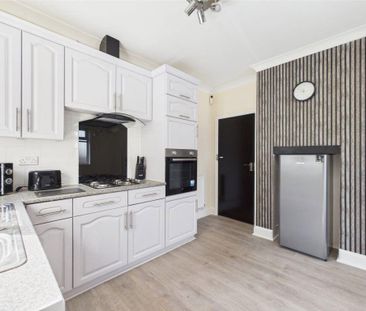 House share to rent - Photo 1