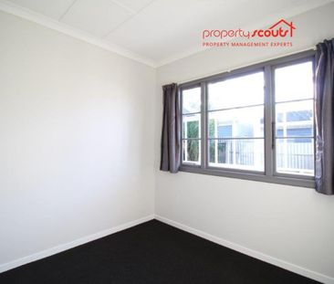 Fantastic Location so close to town. - Photo 1