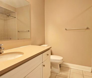 For Lease - 87 Casely Avenue, Richmond Hill, Ontario - Photo 2