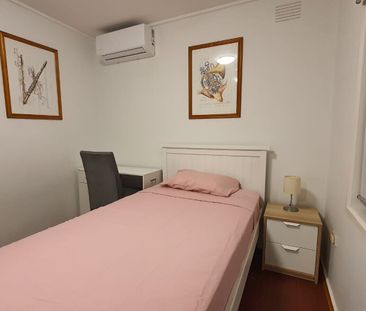 Glen Waverley - Photo 4