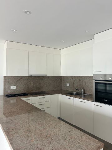 AFFITTIAMO A LOSONE APPARTAMENTO DI 3.5 LOCALI CON TERRAZZA - Foto 2