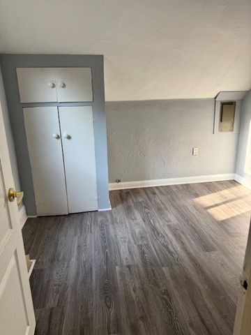 For Lease - 2073 15 Side Road Unit# B, Milton, Ontario - Photo 2