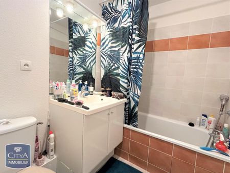 Location Appartement 2 pièces 38m² CAHORS 46000 - Photo 4