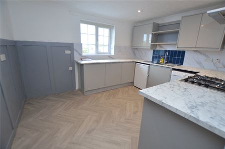 3 bedroom maisonette to rent Malting Green Road, Layer-de-la-Haye, Colchester, Essex, CO2 - Photo 5