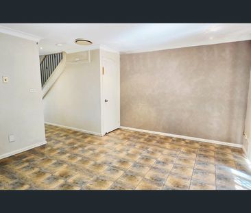 Spacious Townhouse in a Prime Quakers Hill Location! - Photo 6