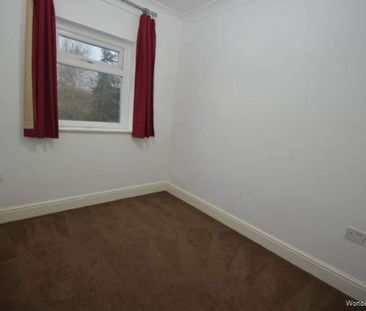 2 bedroom property to rent in Chertsey - Photo 3