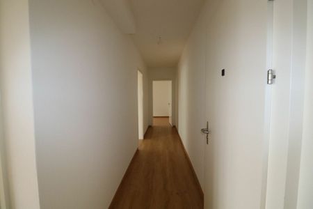 Zwischen SBB und Margarethenpark - helle 3-Zimmerwohnung in Basel - Photo 3