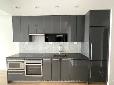 For Lease - 115 Mcmahon Drive Unit# 3608, Toronto, Ontario - Photo 3