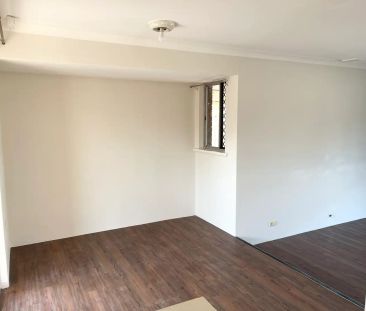 “GREAT HOME @ $650 per week” - Photo 2