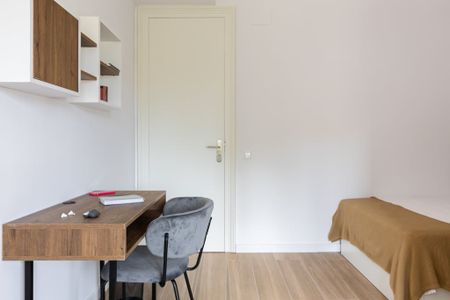 Carrer de Muntaner, Barcelona, Catalonia 08021 - Photo 2