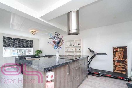 Benen-stock Road, Staines-upon-thames, TW19 - Photo 4