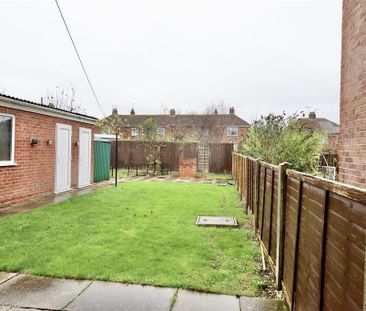 3 bedroom detached house to rent - Photo 4