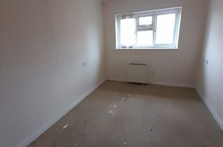 Bloom Hill Grove, Moorends, Doncaster, DN8 4BN - Photo 3