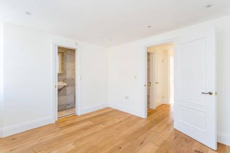 3 bedroom terraced house to rent - Photo 3