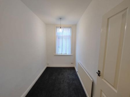 3 bedroom terraced house to rent - Photo 4