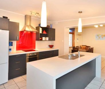 Relaxed Coastal Living on Ascot Street - Photo 3