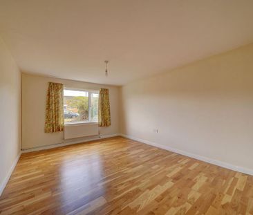 2 bedroom semi-detached bungalow to rent - Photo 6
