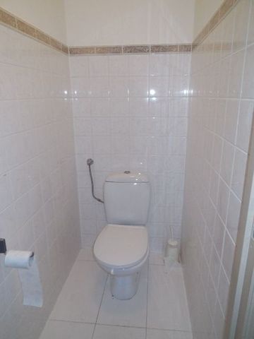 Te huur: Appartement 1e Van der Kunstraat in Den Haag - Photo 2