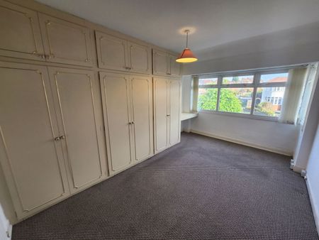 Worlds End Lane, Quinton, Birmingham, B32 1JX - Photo 4