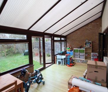 2 bedroom end of terrace house to rent - Photo 1