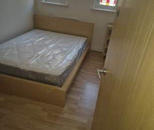 3 bedroom property to rent in Manchester - Photo 5