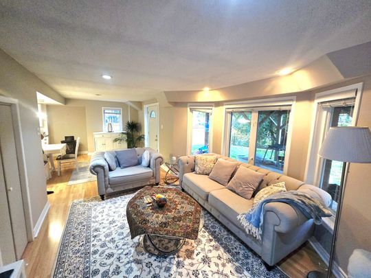 For Lease - 31 Green Meadow Crescent Unit# Lower Level, Richmond Hill, Ontario - Photo 1