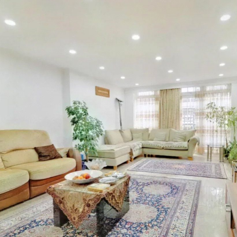 Clement Close, Brondesbury Park - Photo 1