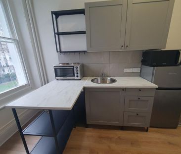 Studio to rent - Photo 5