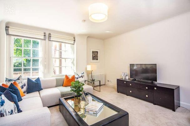 South Kensington, London, SW3 - Photo 1