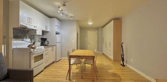 Loft entièrement meublé à louer Vieux-Québec août 2026 - Photo 2