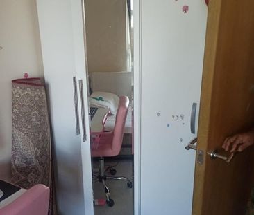 2 Bed Flat, Raphael House, IG1 - Photo 3