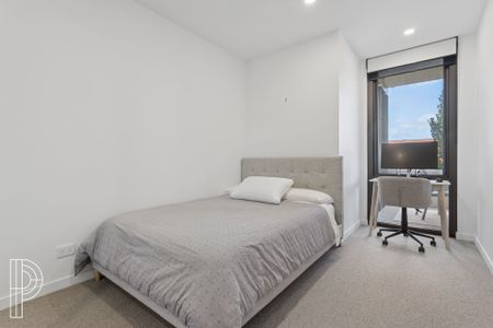 Stylish Foreshore Apartment in the Heart of Kingston - Photo 5