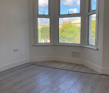 2 Bed Flat, London, E17 - Photo 3