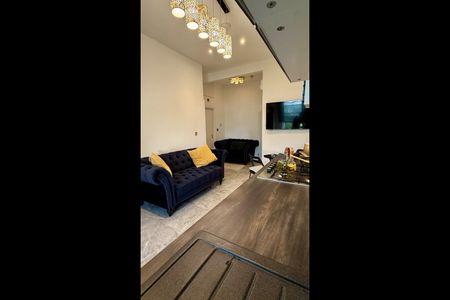 Studio Flat, West Cromwell Road, SW5 - Photo 4