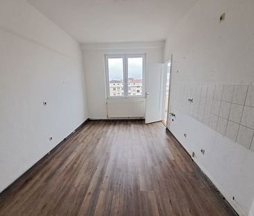 Große 2-Zimmer-Wohnung über den Dächern von Bremerhaven-Lehe! - Foto 6