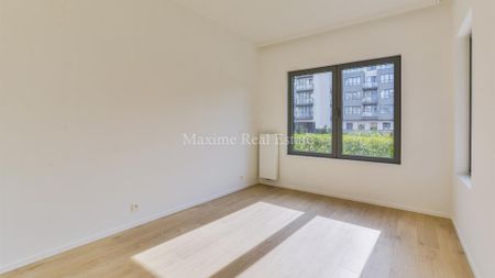 Gelijkvloerse verdieping te huur in Auderghem - Photo 2