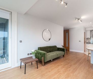 Weavers Hall, Levmoss Park, Leopardstown, Dublin 18, D18 Y5V0 - Photo 2